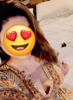 ꧁༻ SIMRAN 🦋 DIRECT MEET AND CAM 🪷꧁༻ - escort in Bangalore Photo 2 of 2