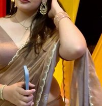 Simran - puta in Gurgaon