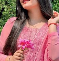 Simran - puta in Visakhapatnam