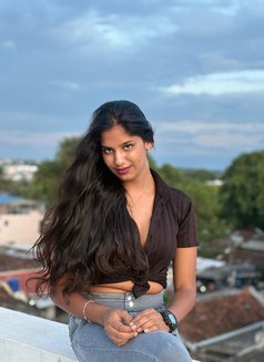 Simran - Transsexual escort in Coimbatore Photo 2 of 5