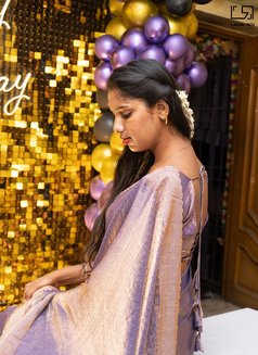 Simran - Transsexual escort in Coimbatore Photo 3 of 5