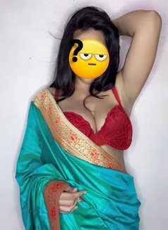 Simran Independent - escort in Hyderabad Photo 2 of 3