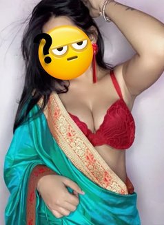 Simran Independent - escort in Hyderabad Photo 3 of 3