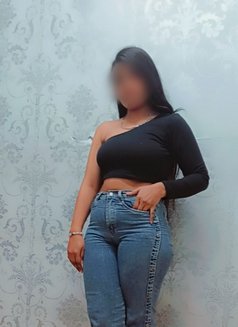 Simran Independent High Profile - puta in New Delhi Photo 1 of 2