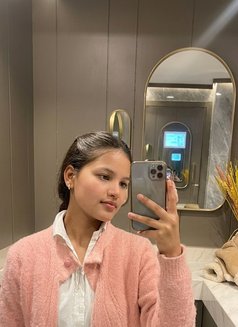 Simran - escort in Ahmedabad Photo 1 of 2