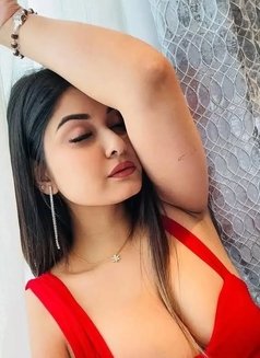 Simran 𝟴𝟰𝟮𝟳𝟮𝟮𝟱𝟗𝟗𝟭 - escort in Chandigarh Photo 3 of 4