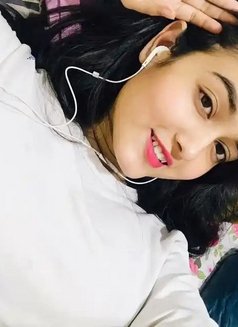 Simran - escort in Chandigarh Photo 1 of 5
