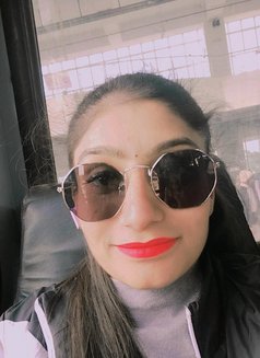 Simran - escort in Chandigarh Photo 4 of 5