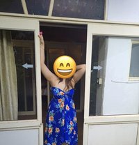 Simran - escort in Mumbai Photo 3 of 3