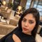 Simran - escort in Mumbai Photo 3 of 6