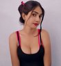 Simran - puta in Nashik Photo 1 of 2