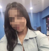 Simran - puta in Pune