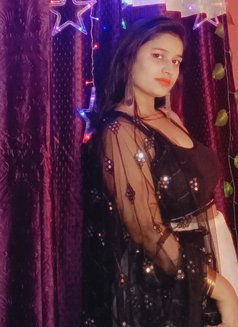 Simran - escort in Surat Photo 2 of 2