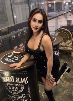 Simran - Transsexual escort in New Delhi Photo 22 of 25
