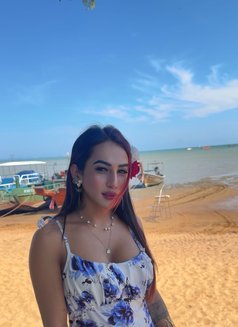 Simran - Transsexual escort in New Delhi Photo 23 of 30