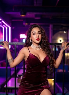 Simran - Transsexual escort in New Delhi Photo 29 of 29