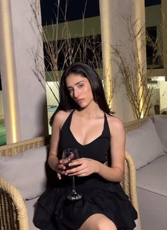Simran Indian Model - escort in Dubai Photo 4 of 4