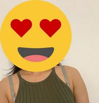 Simran Kaur Chandigarh Escorts - escort in Chandigarh