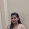 Simran Kaur - puta in Indore