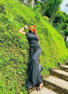 Simran Khatri hand cash service - escort in Kathmandu Photo 2 of 2