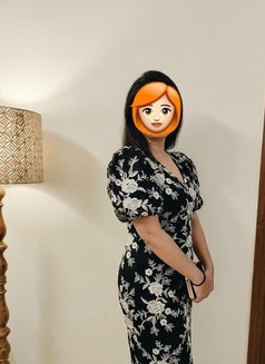 🥂 SIMRAN LET'S MEET PRIVATELY (CAM)🥂 - puta in Bangalore Photo 3 of 7