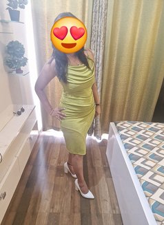 Simran Noida - escort in Noida Photo 7 of 8
