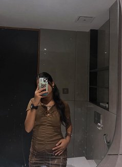 Independent girl available In Kathmandu - puta in Kathmandu Photo 2 of 2