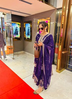 Simran rohani - escort in Chandigarh Photo 3 of 10