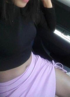 Simran(simmi), Young Independent Girl - escort in New Delhi Photo 1 of 7