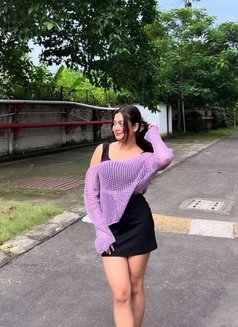 Simran — Your Premium Curvy Muse | 24×7 - escort in Mumbai Photo 5 of 5