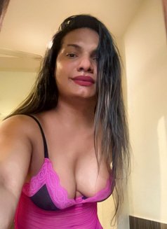 Simranhote - Transsexual escort in Mumbai Photo 6 of 7