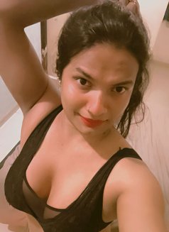 Simranhote - Transsexual escort in Mumbai Photo 15 of 15