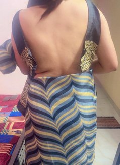 Simranjeet Kaur - escort in Noida Photo 11 of 20