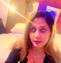 Simranjeet Kaur - escort in Noida