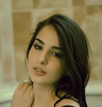 Sinne - escort in Riyadh Photo 1 of 5