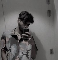 Sinchan - Acompañantes masculino in Mysore