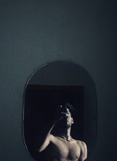 Sinchan - Male escort in Vellore Photo 2 of 2