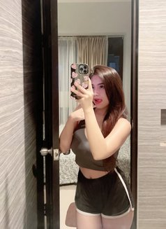 Sindi - puta in Jakarta Photo 1 of 5