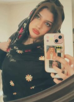 Sindi - escort in Al Juffair Photo 1 of 7
