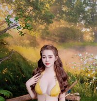Sindy - escort in Dubai Photo 3 of 11