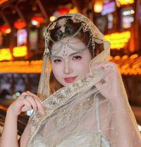 YOUNG HORNY SINGAPOREAN - escort in Taipei Photo 1 of 11