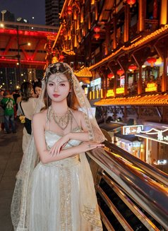 YOUNG HORNY SINGAPOREAN - escort in Taipei Photo 4 of 11