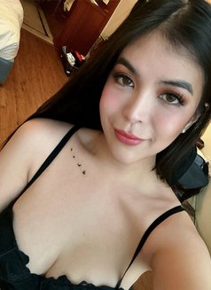 Singaporean Hottie 🇸🇬 - puta in New Delhi Photo 5 of 13
