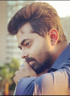 Singh - Male escort in New Delhi Photo 2 of 6