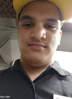 Singh8 - Acompañantes masculino in New Delhi Photo 1 of 2