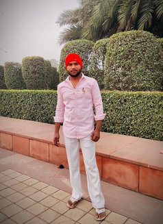 Singhania - Male escort in Noida Photo 5 of 15