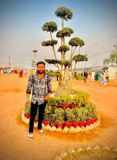 Singhania - Male escort in Noida Photo 10 of 15