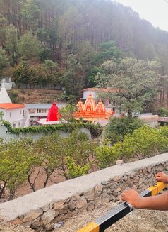 Singhania - Male escort in Noida Photo 15 of 15