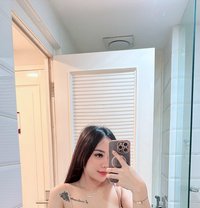 Sinta - escort in Bali