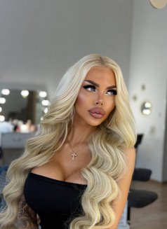 Sinti - escort in Dubai Photo 12 of 16